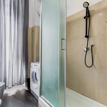 Daire The Great Beauty - 2 Double Bedrooms & 2 Bathrooms Roma