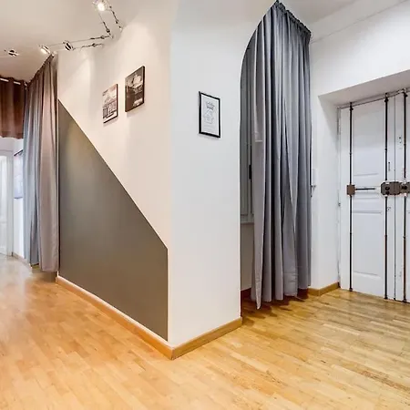 Daire The Great Beauty - 2 Double Bedrooms & 2 Bathrooms Roma