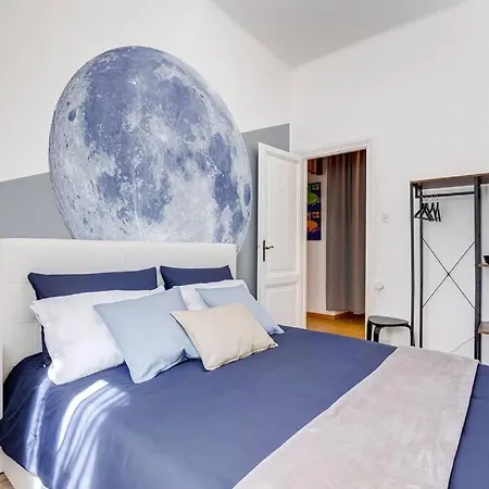 Daire The Great Beauty - 2 Double Bedrooms & 2 Bathrooms