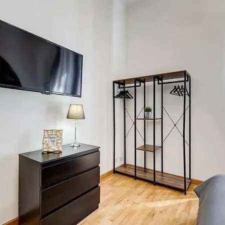 L&l Cozy 2-bdr In San Giovanni District * Rom