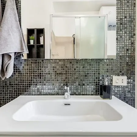 The Great Beauty - 2 Double Bedrooms & 2 Bathrooms Roma