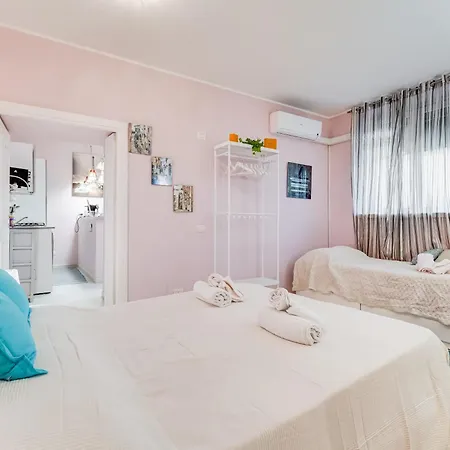 The Great Beauty - 2 Double Bedrooms & 2 Bathrooms Daire Roma