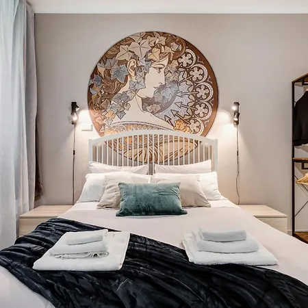 L&l Cozy 2-bdr In San Giovanni District *
