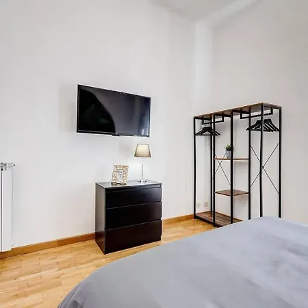 L&l Cozy 2-bdr In San Giovanni District Apartment