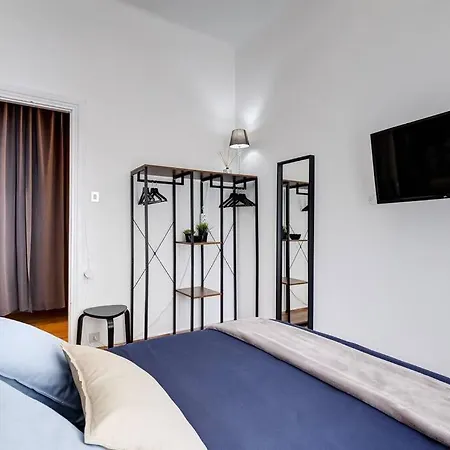 L&l Cozy 2-bdr In San Giovanni District Apartment